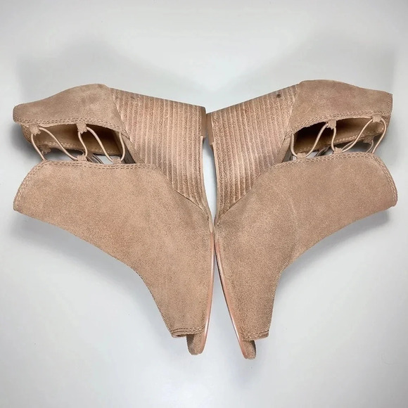 Lucky Brand Stacked Wedge Heel Suede Booties Sesame Brown  Tan - Picture 7 of 9